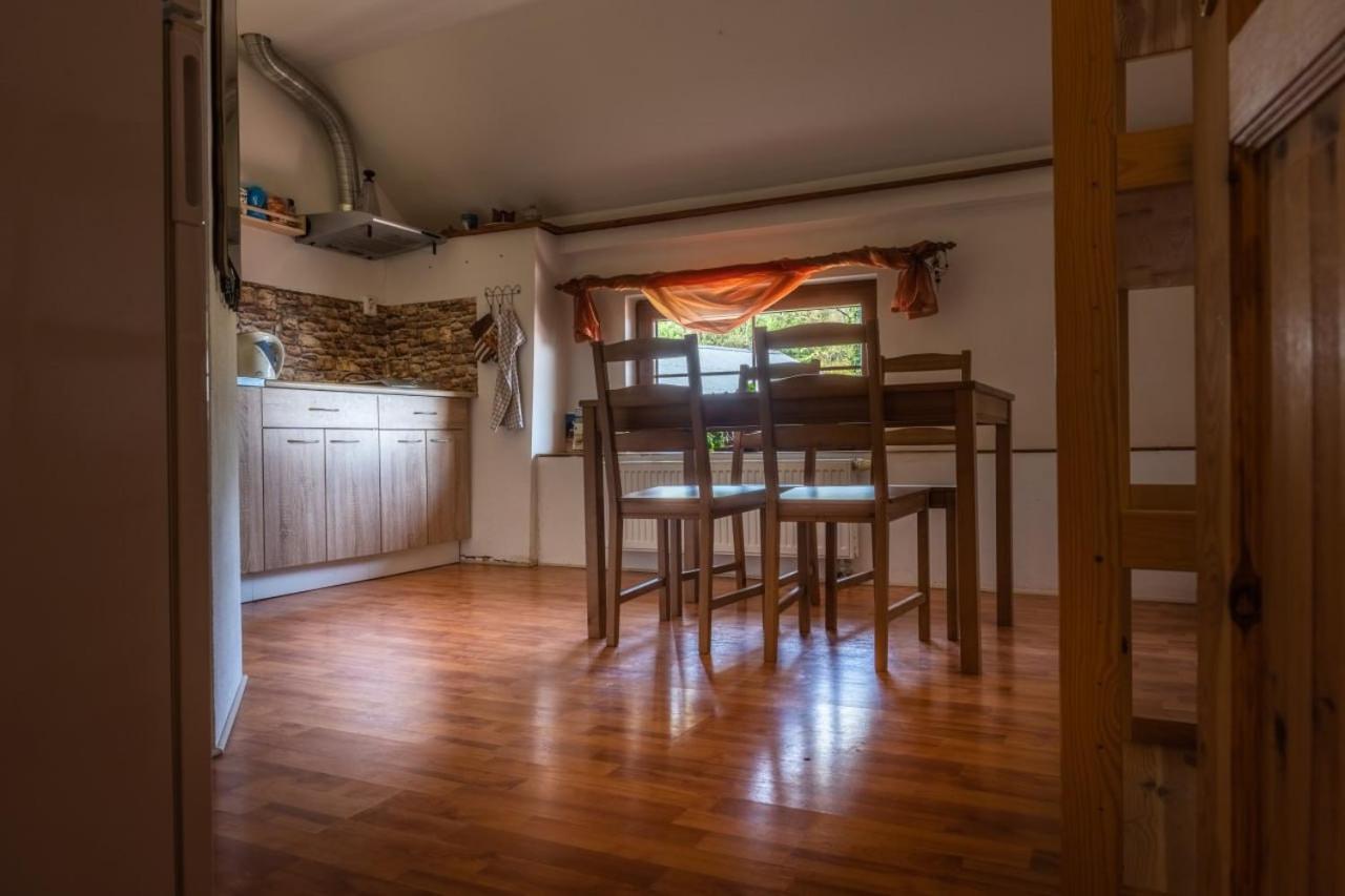 Villa Ranc Cerveny Mlyn à Lisov  Extérieur photo